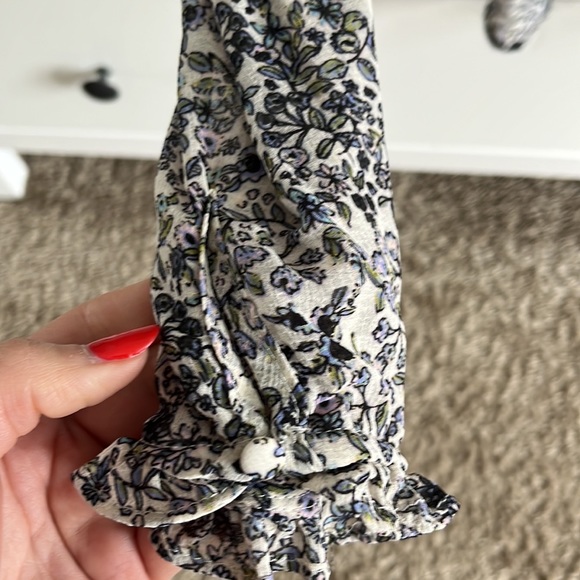 FREE PEOPLE Lela Tie Neck floral blouse size small - Picture 4 of 5